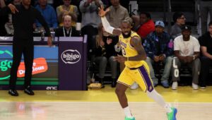cin medyasi lebron jamesin konusmasini makale diye yayinlamisti tartisma suruyor e1u4DzEs.jpg